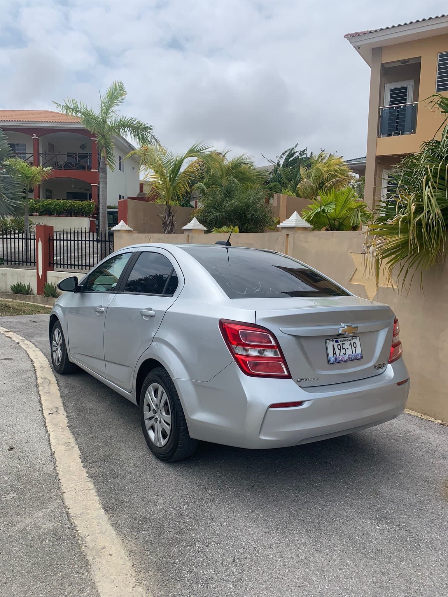 Chevrolet Sonic huurauto op Curaçao bij Chico's Autoverhuur