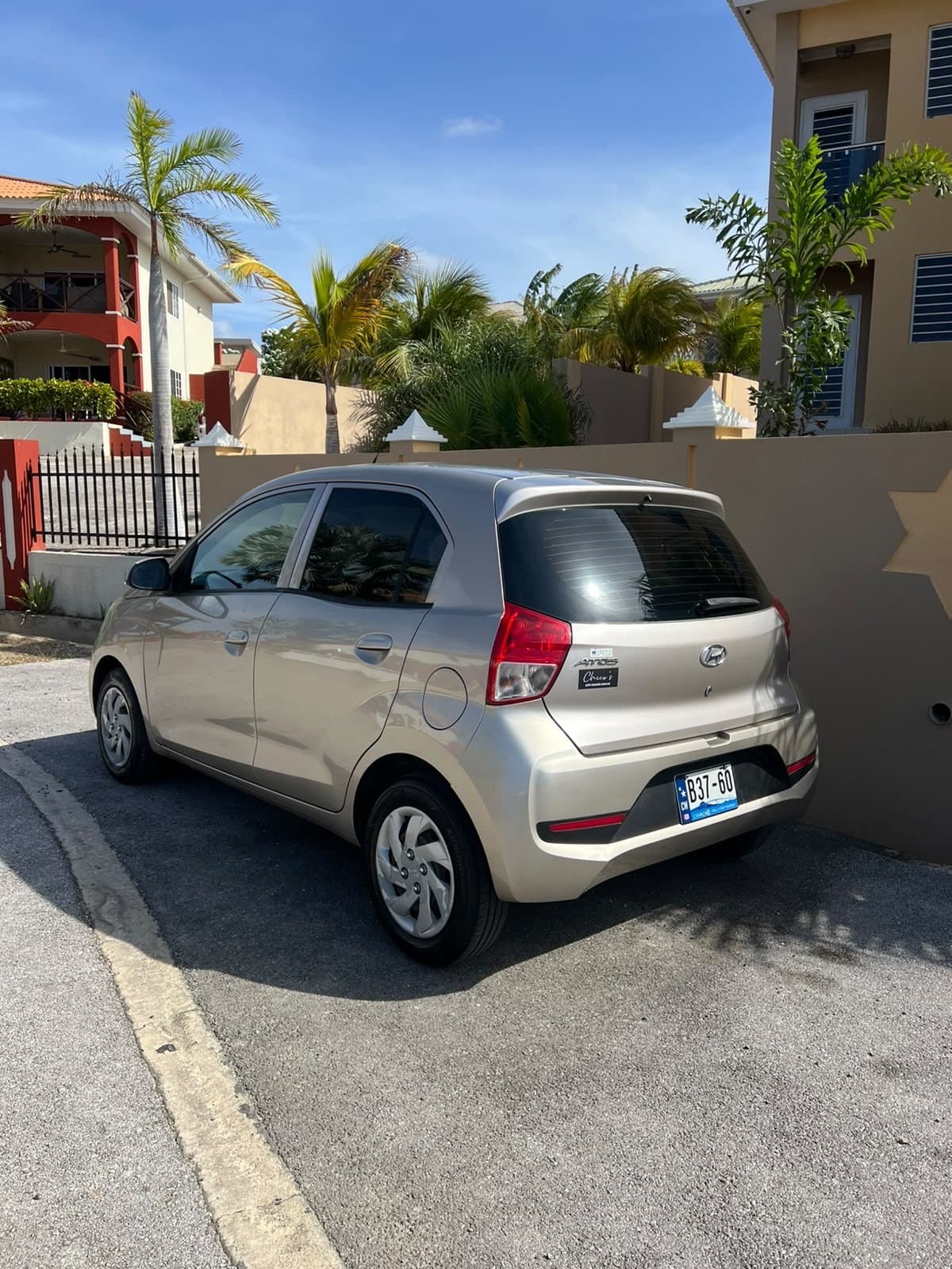 Hyundai Atos huurauto op Curaçao bij Chico's Autoverhuur